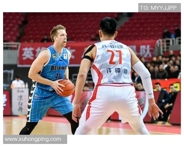 山东对阵首钢的精彩第四节回顾视频2021年赛季全景分析